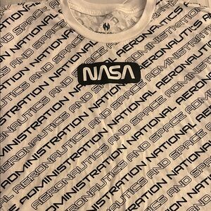 NASA National Aeronautics and Space Administration Adult Medium T Shirt 🌕 🚀 👩‍🚀
